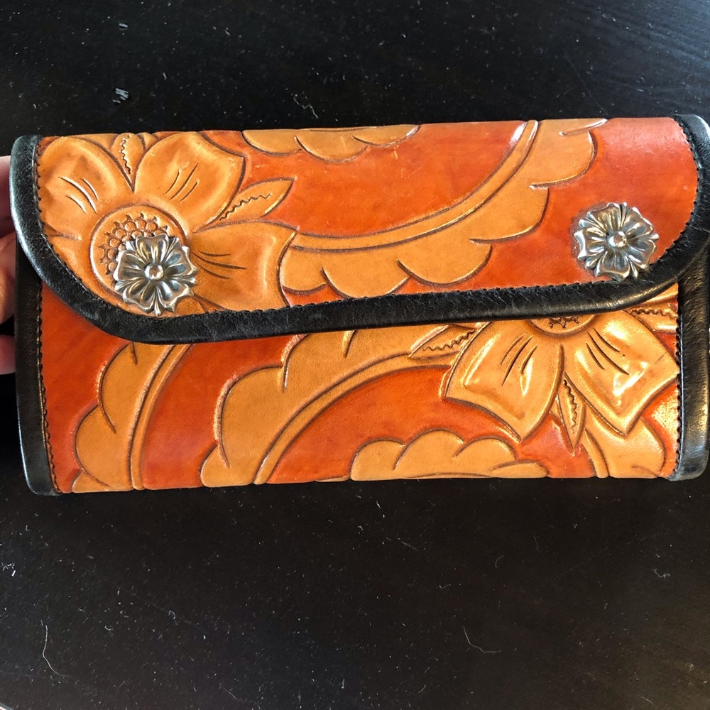 Bill Wall Leather Hand Made Leather Wallet